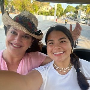 Meet your Posher, Ally